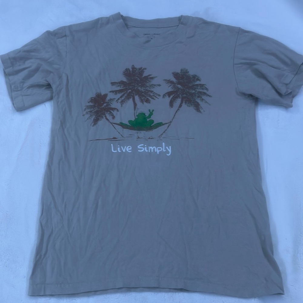 VINTAGE Peace frogs tee shirt